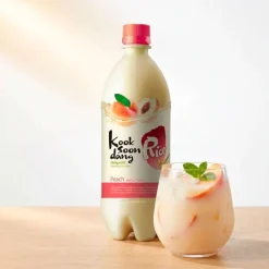 Makgeolli con sabor a melocotón - 750 ml