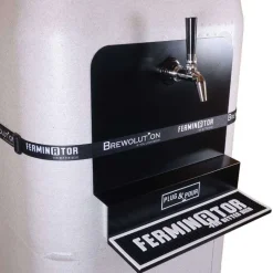Sistema de grifo y bandeja para Fercurbator